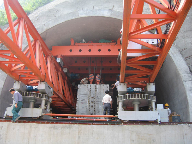 鐵路架橋機(jī)